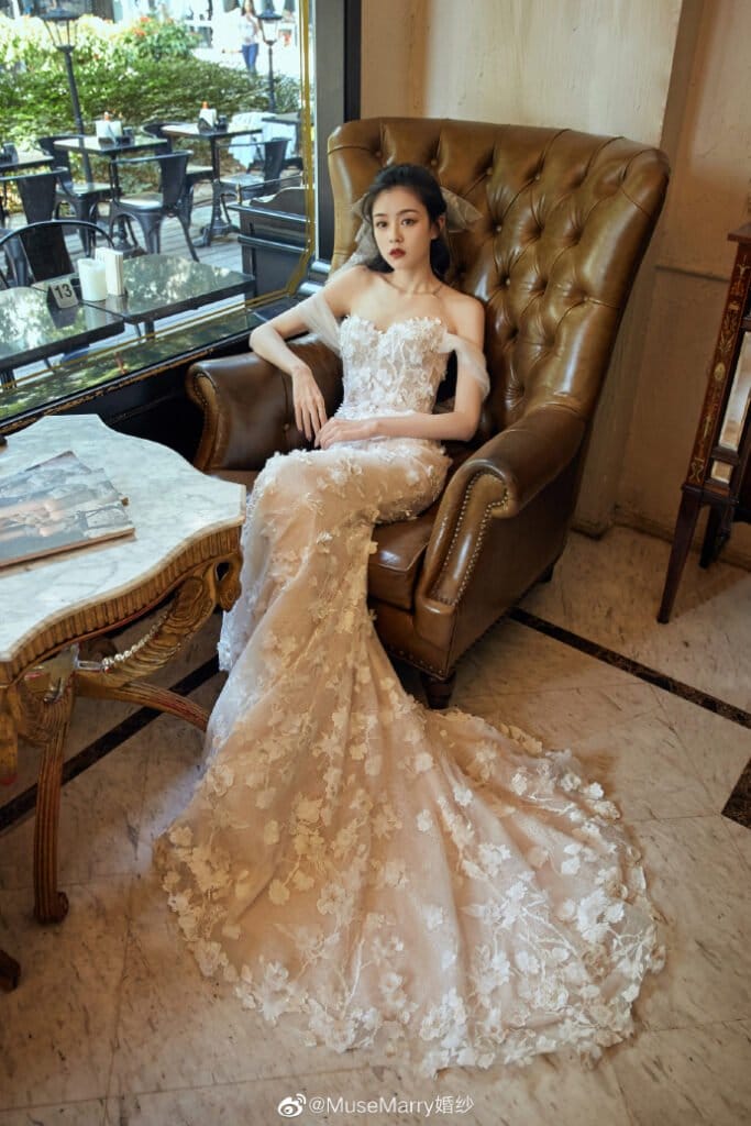lulu wedding dresses Lace Sexy Fit and Flare Bridal Gown