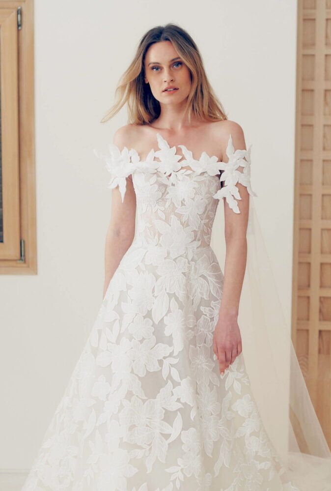 Sunn Armlet Shawl Lace Bridal Gown - Mira Zwillinger