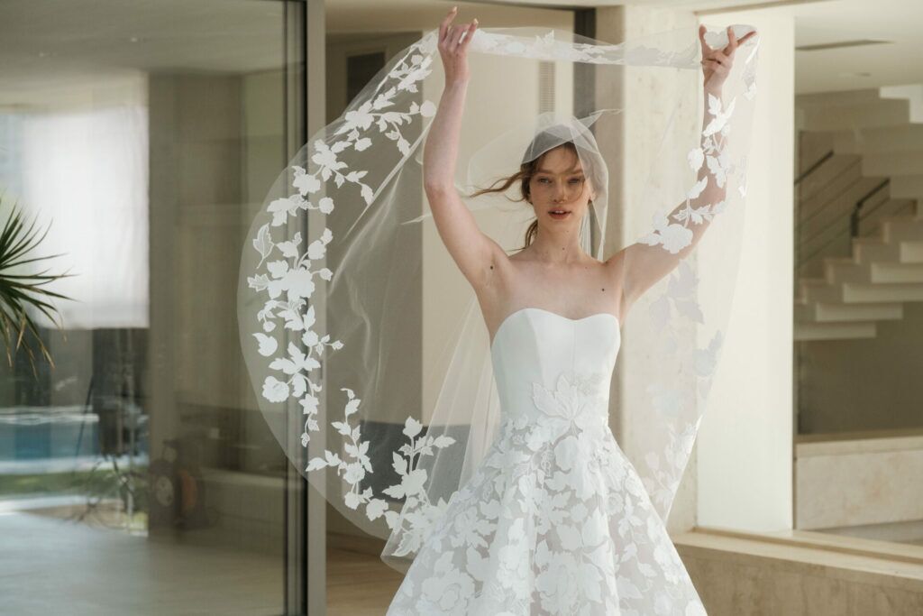 Jase Wedding Gown: Modern Elegance from Mira Zwillinger