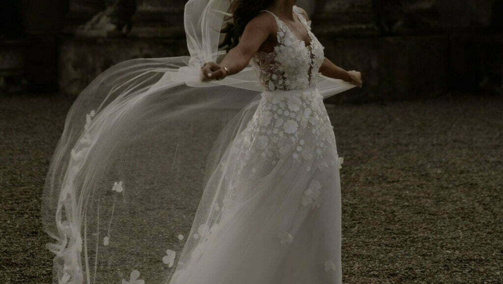 BRIDE OF THE WEEK: Poppy Regan in Mira Zwillinger Couture